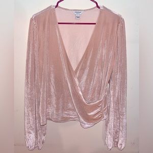 Rose Quartz Velvet top